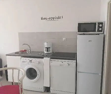 Appartement Studio Port De Hyeres Hyères